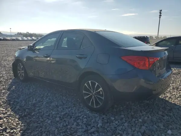 5YFBURHE8HP720777 2017 TOYOTA COROLLA - Image 2