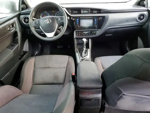 5YFBURHE8HP729267 2017 TOYOTA COROLLA - Image 8