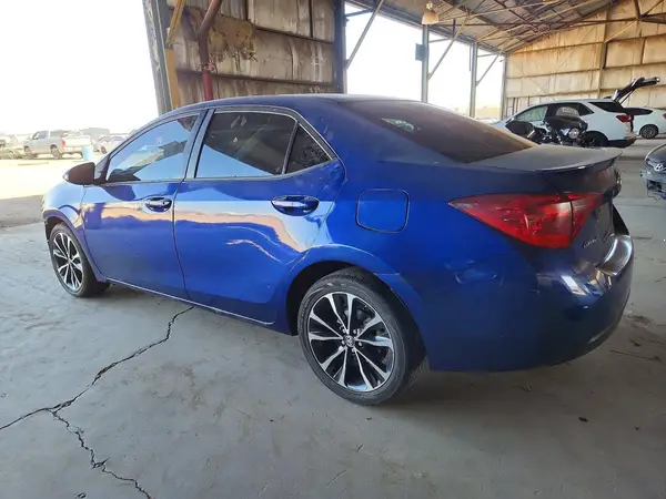 5YFBURHE8HP731939 2017 TOYOTA COROLLA - Image 2