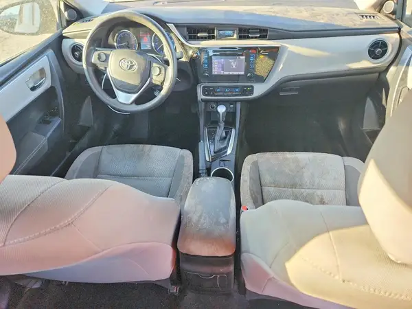 5YFBURHE8HP732301 2017 TOYOTA COROLLA - Image 8