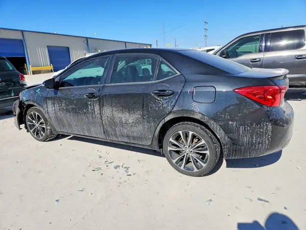 5YFBURHE8HP733089 2017 TOYOTA COROLLA - Image 2