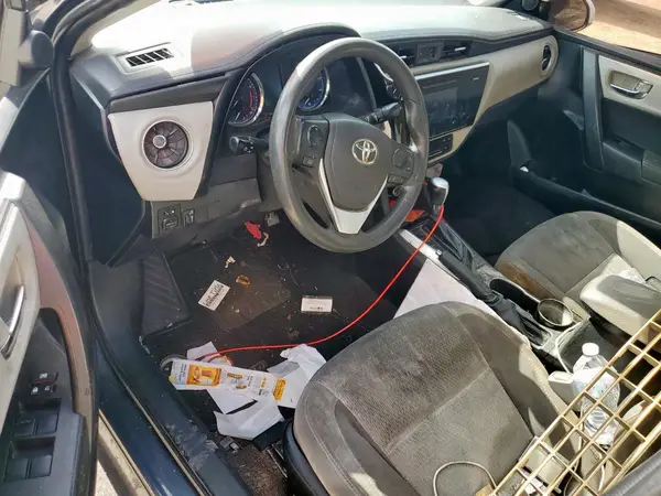 5YFBURHE8HP734260 2017 TOYOTA COROLLA - Image 8