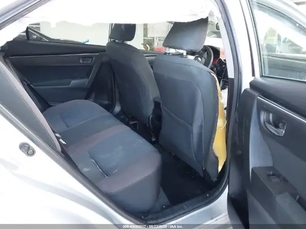 5YFBURHE8HP734842 2017 TOYOTA COROLLA - Image 8