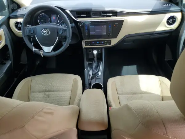 5YFBURHE8HP734940 2017 TOYOTA COROLLA - Image 8