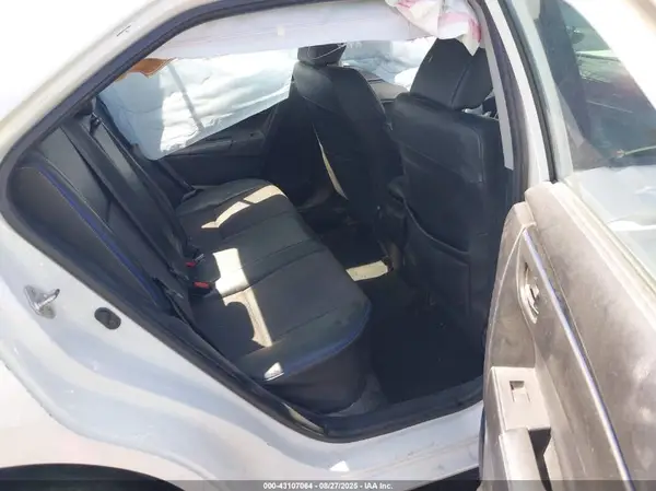 5YFBURHE8HP735506 2017 TOYOTA COROLLA - Image 8