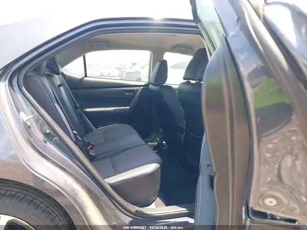 5YFBURHE8HP736235 2017 TOYOTA COROLLA - Image 8