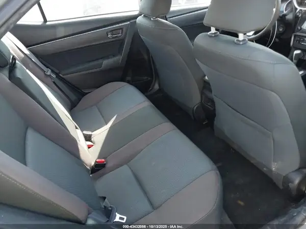 5YFBURHE8JP743370 2018 TOYOTA COROLLA - Image 8