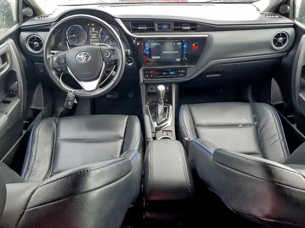 5YFBURHE8JP743773 2018 TOYOTA COROLLA - Image 8