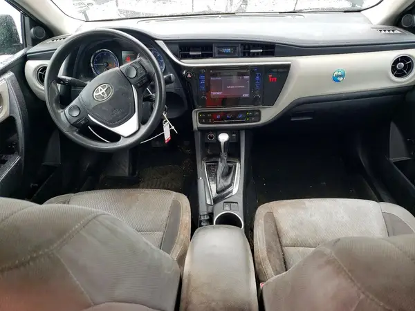 5YFBURHE8JP747872 2018 TOYOTA COROLLA - Image 8