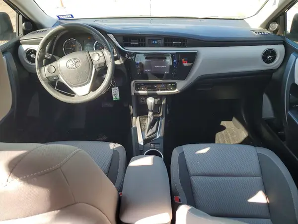 5YFBURHE8JP750609 2018 TOYOTA COROLLA - Image 8