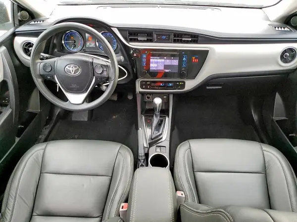 5YFBURHE8JP751940 2018 TOYOTA COROLLA - Image 8