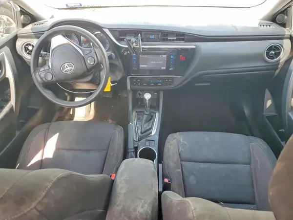 5YFBURHE8JP752974 2018 TOYOTA COROLLA - Image 8