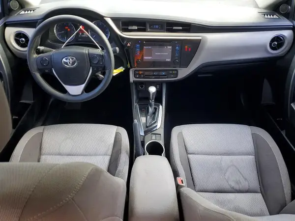 5YFBURHE8JP753090 2018 TOYOTA COROLLA - Image 8