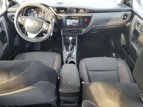 5YFBURHE8JP753283 2018 TOYOTA COROLLA - Image 8
