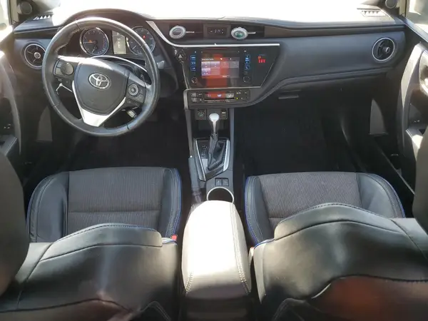 5YFBURHE8JP753526 2018 TOYOTA COROLLA - Image 8
