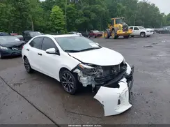 5YFBURHE8JP757611 2018 TOYOTA COROLLA