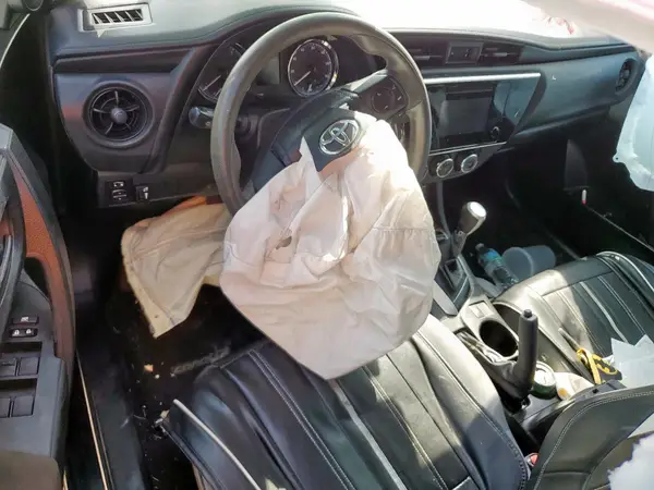 5YFBURHE8JP759309 2018 TOYOTA COROLLA - Image 8