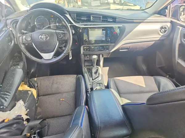 5YFBURHE8JP759679 2018 TOYOTA COROLLA - Image 8