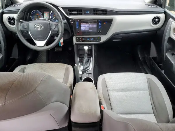 5YFBURHE8JP763683 2018 TOYOTA COROLLA - Image 8