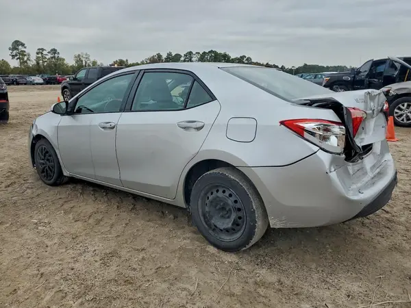 5YFBURHE8JP765241 2018 TOYOTA COROLLA - Image 2