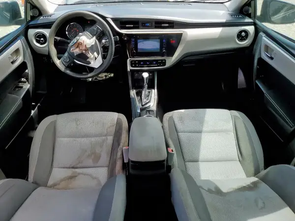 5YFBURHE8JP766163 2018 TOYOTA COROLLA - Image 8