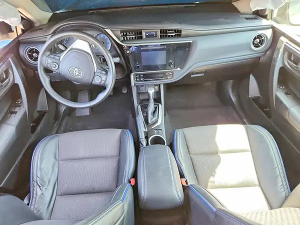 5YFBURHE8JP767829 2018 TOYOTA COROLLA - Image 8