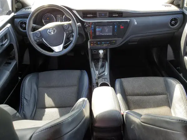 5YFBURHE8JP768317 2018 TOYOTA COROLLA - Image 8