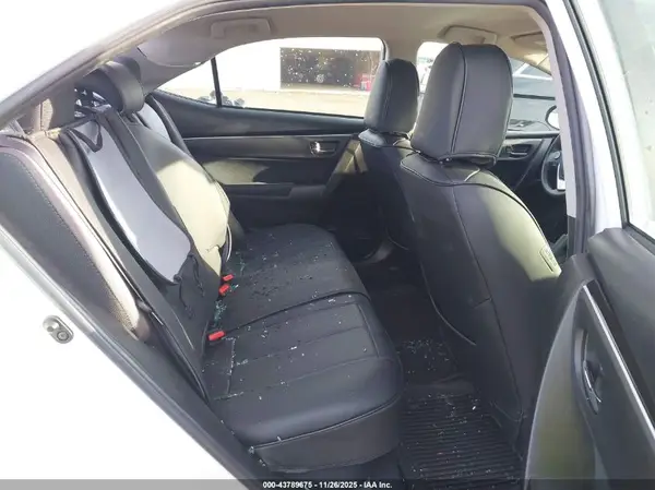 5YFBURHE8JP769046 2018 TOYOTA COROLLA - Image 8