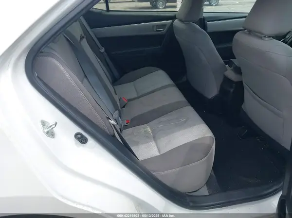 5YFBURHE8JP769404 2018 TOYOTA COROLLA - Image 8