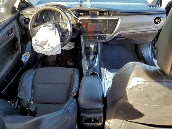 5YFBURHE8JP769483 2018 TOYOTA COROLLA - Image 8
