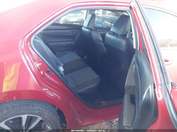 5YFBURHE8JP772173 2018 TOYOTA COROLLA - Image 8