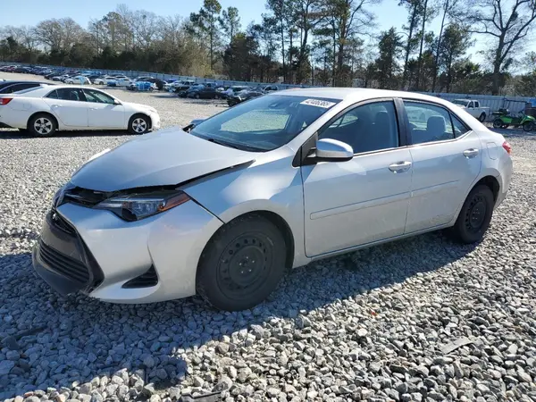 5YFBURHE8JP772626 2018 TOYOTA COROLLA - Image 1