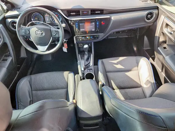 5YFBURHE8JP772741 2018 TOYOTA COROLLA - Image 8