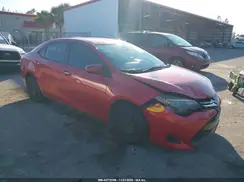 5YFBURHE8JP772805 2018 TOYOTA COROLLA