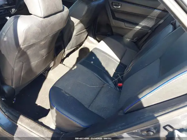 5YFBURHE8JP773081 2018 TOYOTA COROLLA - Image 8