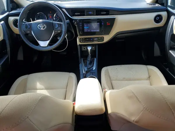 5YFBURHE8JP775798 2018 TOYOTA COROLLA - Image 8