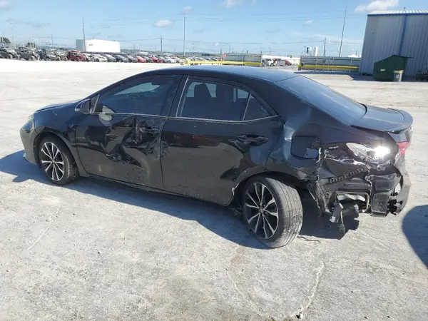5YFBURHE8JP777230 2018 TOYOTA COROLLA - Image 2
