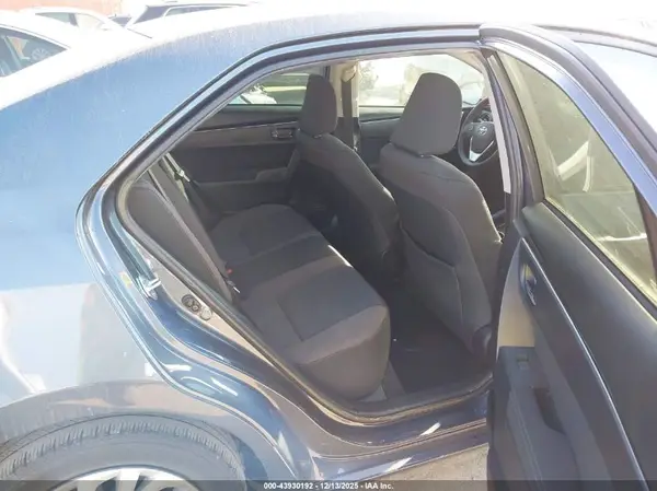 5YFBURHE8JP778359 2018 TOYOTA COROLLA - Image 8