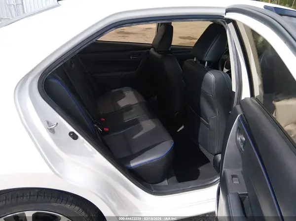 5YFBURHE8JP779723 2018 TOYOTA COROLLA - Image 8