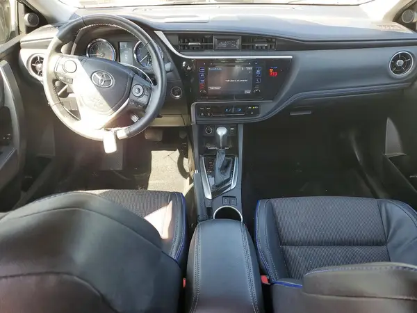 5YFBURHE8JP782489 2018 TOYOTA COROLLA - Image 8