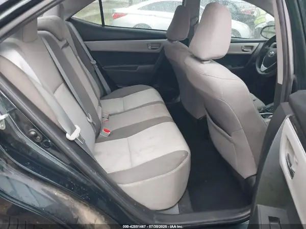 5YFBURHE8JP783237 2018 TOYOTA COROLLA - Image 8