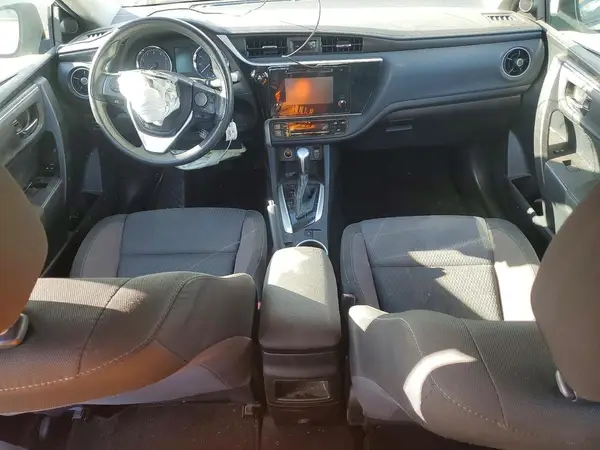 5YFBURHE8JP783755 2018 TOYOTA COROLLA - Image 8