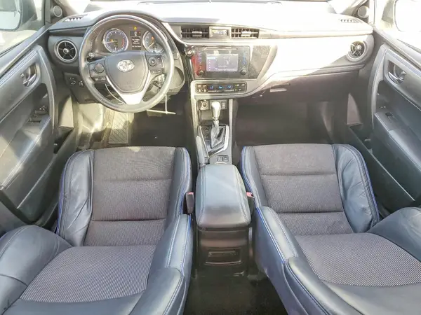 5YFBURHE8JP788406 2018 TOYOTA COROLLA - Image 8