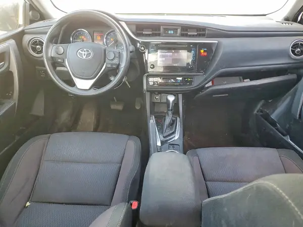 5YFBURHE8JP789118 2018 TOYOTA COROLLA - Image 8