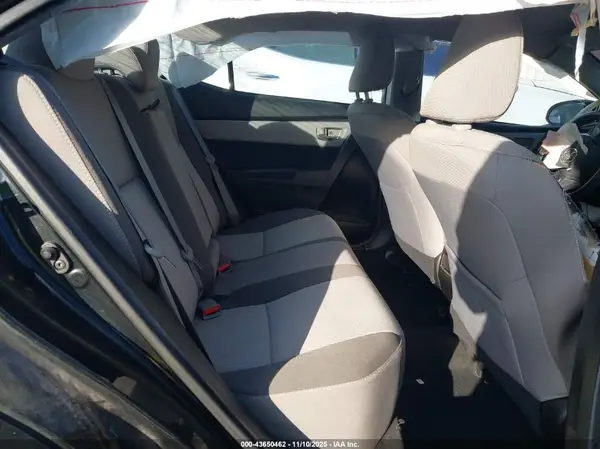 5YFBURHE8JP791323 2018 TOYOTA COROLLA - Image 8