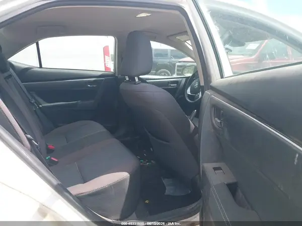 5YFBURHE8JP791872 2018 TOYOTA COROLLA - Image 8