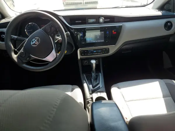 5YFBURHE8JP793279 2018 TOYOTA COROLLA - Image 8