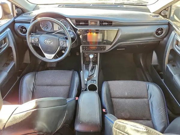 5YFBURHE8JP795727 2018 TOYOTA COROLLA - Image 8