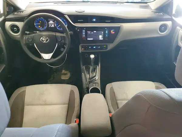 5YFBURHE8JP798417 2018 TOYOTA COROLLA - Image 8