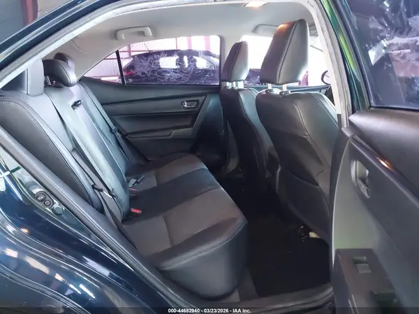 5YFBURHE8JP798885 2018 TOYOTA COROLLA - Image 8